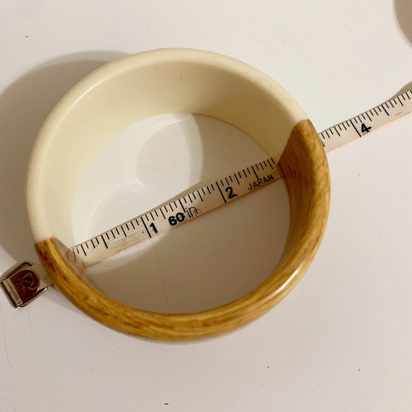 Plastic Two Toned Cream and Wood Bangle - Picture 4 of 5